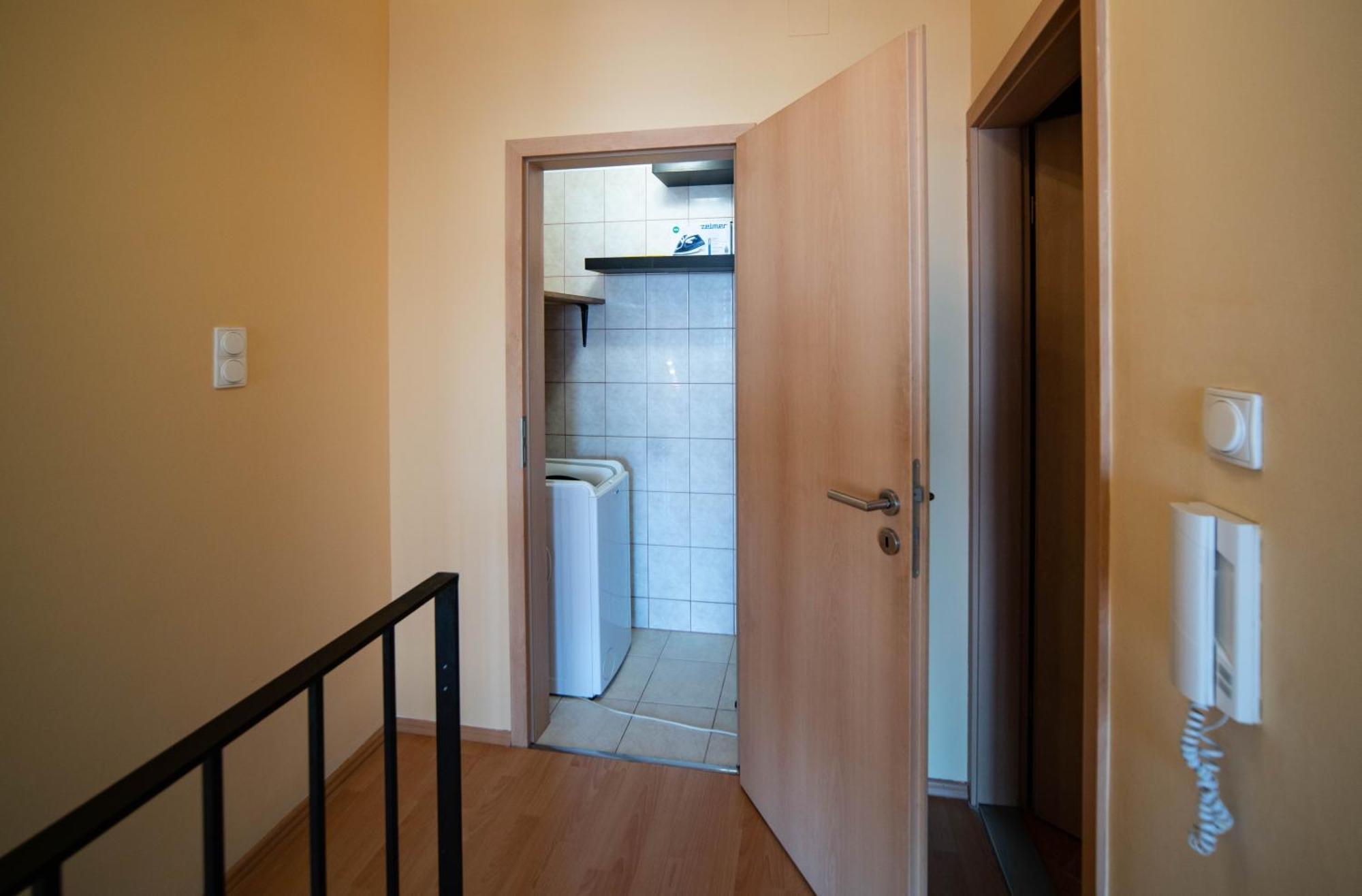 Free Parking- Gellert View Apartment 4Ppl 布达佩斯 外观 照片
