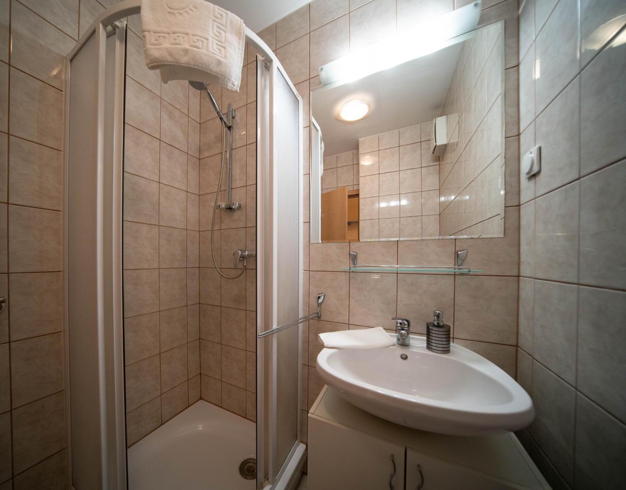 Free Parking- Gellert View Apartment 4Ppl 布达佩斯 外观 照片